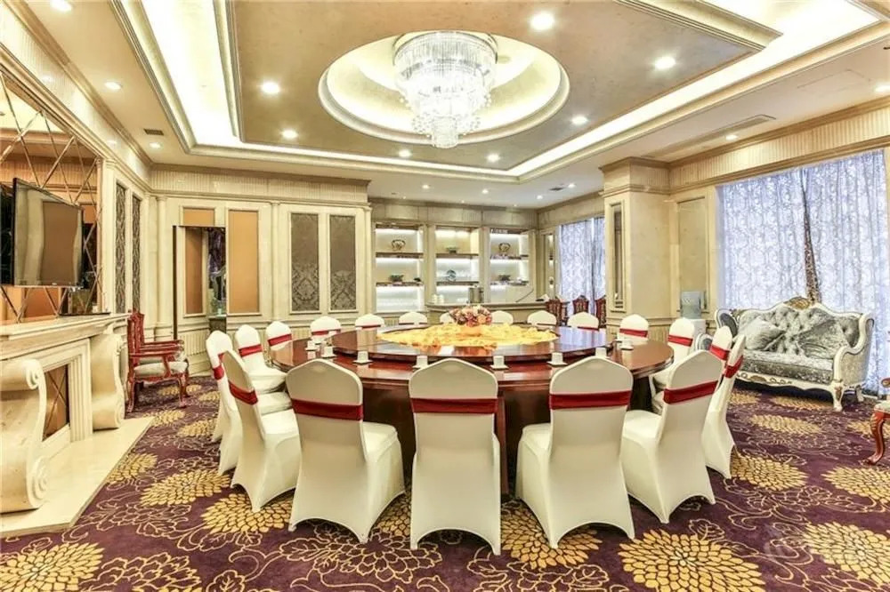 Yucheng Seaview International Hotel