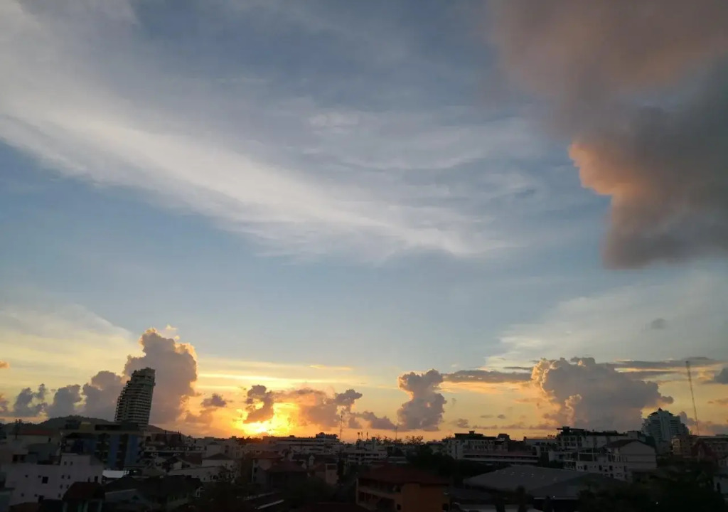 RQ Phuket Patong Beach by Collection O