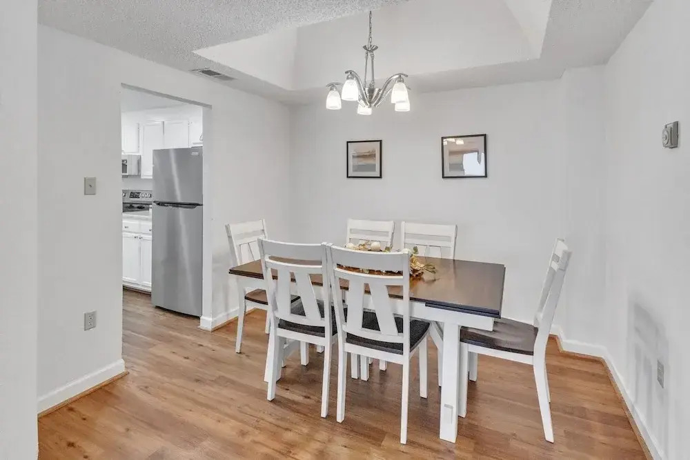 Handsome Condo, View in Sugar Mountain, Heated Pool & Jacuzzi by Redawning