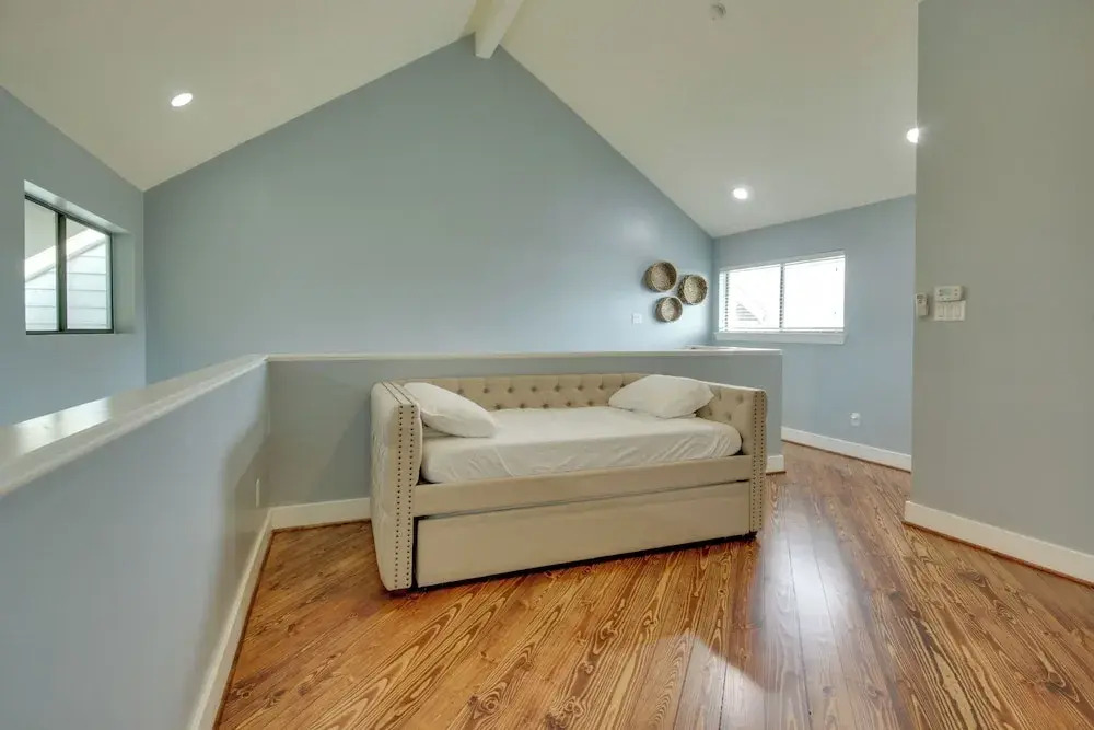 Spacious Eado Getaway < 1 Mi to Toyota Center!