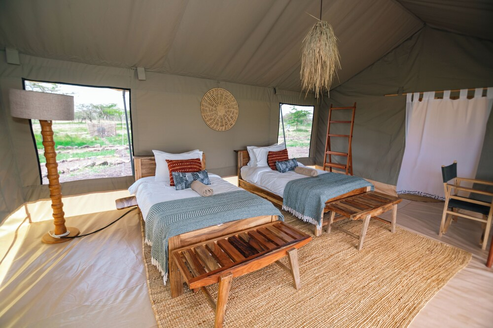 Entepesi Tented Camp