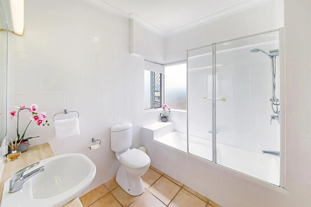 Unit 8 'Coolum Seaside', Coolum Beach