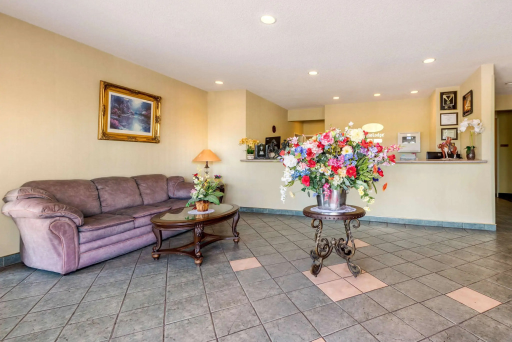 Econo Lodge Colorado Springs near Airport