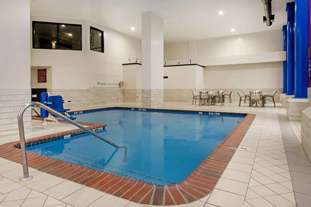 Best Western Plus Greenwood Indy South Inn