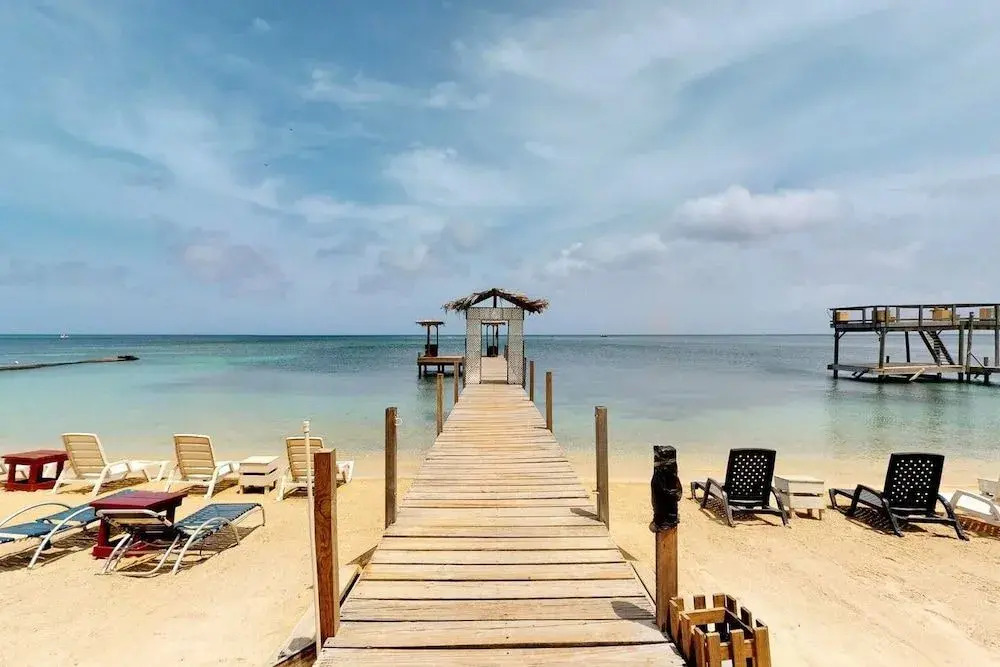 West End Dive Resort