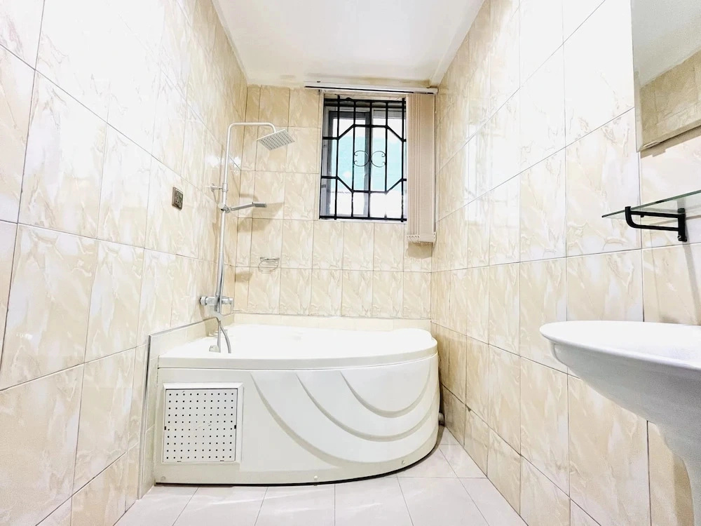 Aduk Guest House