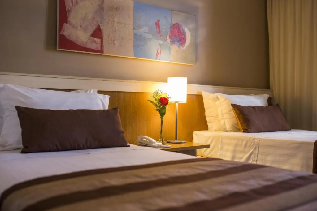 Astron Hotel Bauru by Nobile