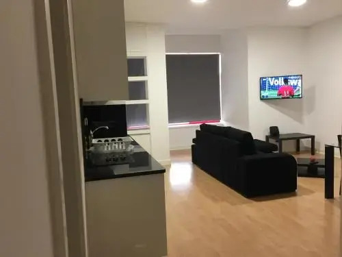 Invicta House Maia