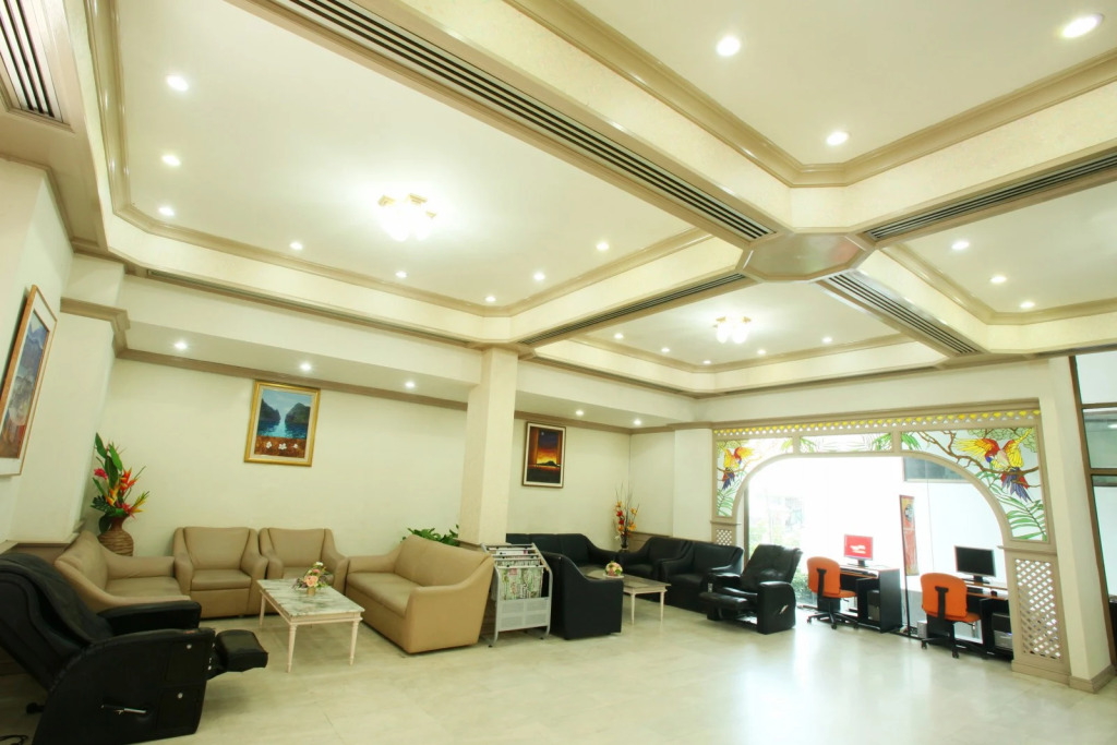 Thumrin Hotel