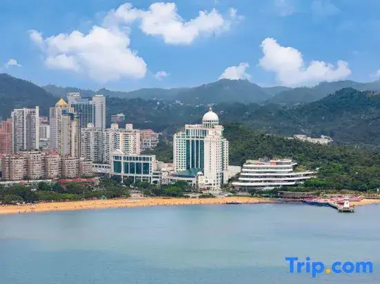 Zhuhai Delong M Seaview Hotel (Lovers Road Seaside Swimming Pool Store)