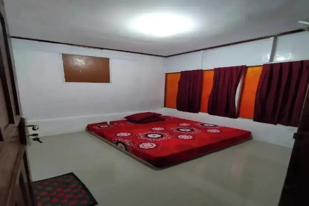 EXPRESS O 91702 Mandeh Homestay Syariah Near Bank Nagari PT Bank Pembangunan Daerah  Sumbar Cabang Painan
