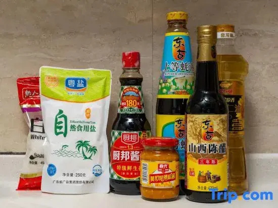 Waxiwu Homestay (Shamian Yong Qing Fang)