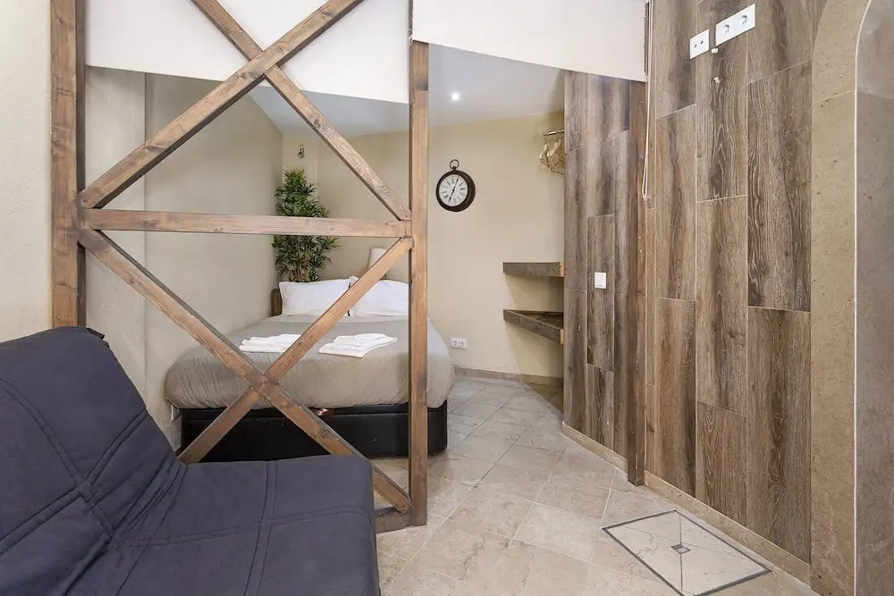 Breathe, Feel and Live Alfama I | Gonzalos Guest
