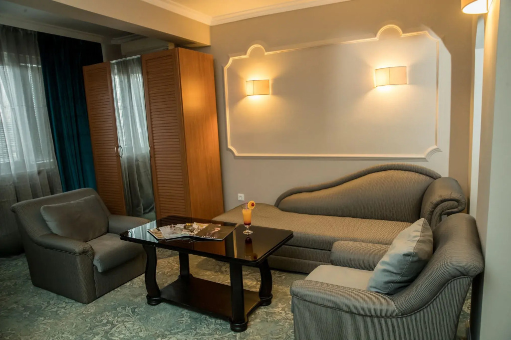 Atlantic Hotel