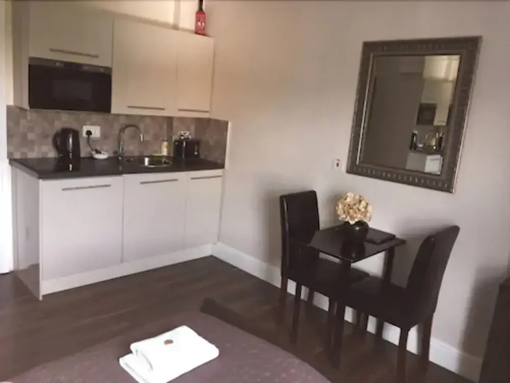 Aviva Studio Apartments