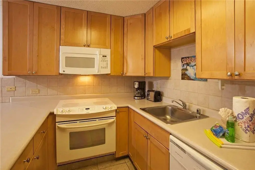Kamaole Sands 10-405 - 2 Br Condo