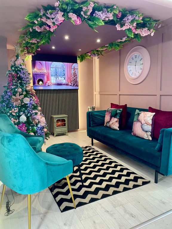 The Ultimate Hen Suite with Bar Area and Cinema Room