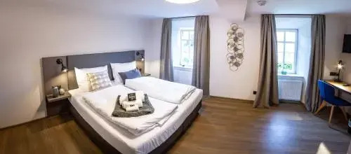 STEINHAUS 1718