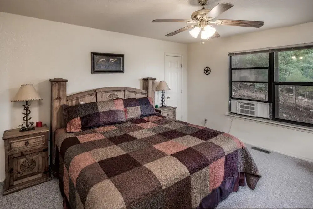 New Mexico Mountain Retreat - Three Bedroom Cabin