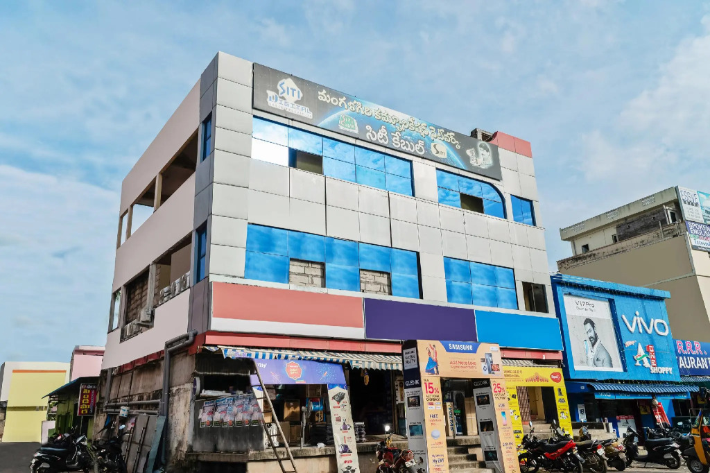 OYO 62902 Capital Residency