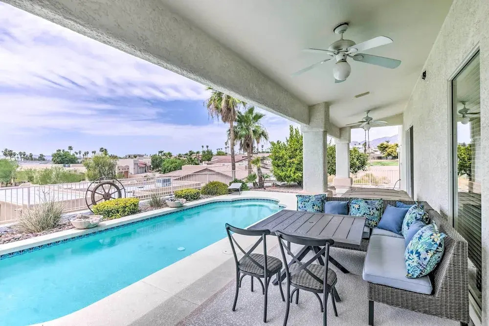 Sunny Snowbird's Retreat w/ Lake Havasu Views!