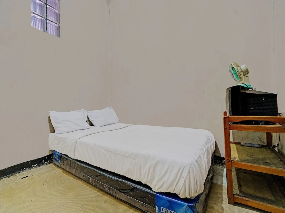 OYO Life 92709 Kost Teras Cikapundung Syariah