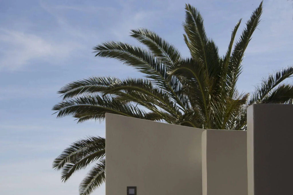 Byzantio Beach Suites & Wellness