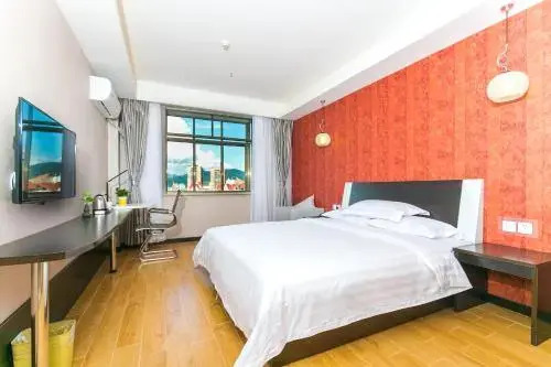 Yunshang Siji Chain Hotel Jinghong Manting Park