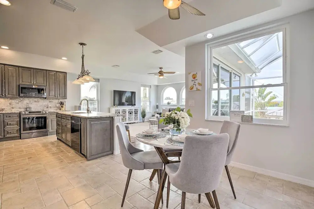 Heated Pool/spa & Dock: Apollo Beach Home on Canal