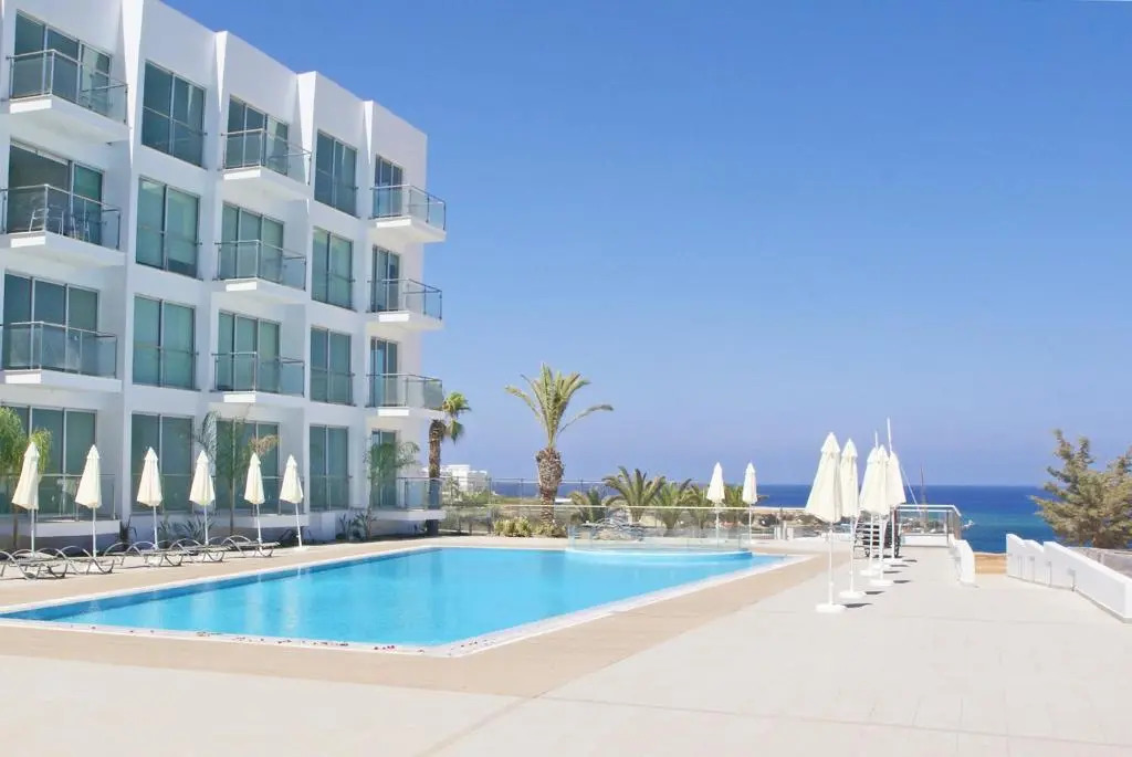 Calypso - Coralli Beachfront Apartment