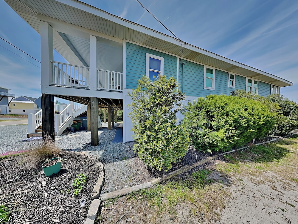 Unforgettable Memories by Topsail Realty