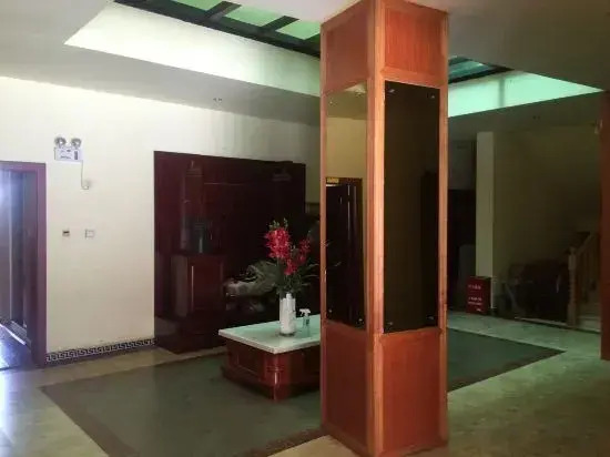 Yongqing Business Hotel