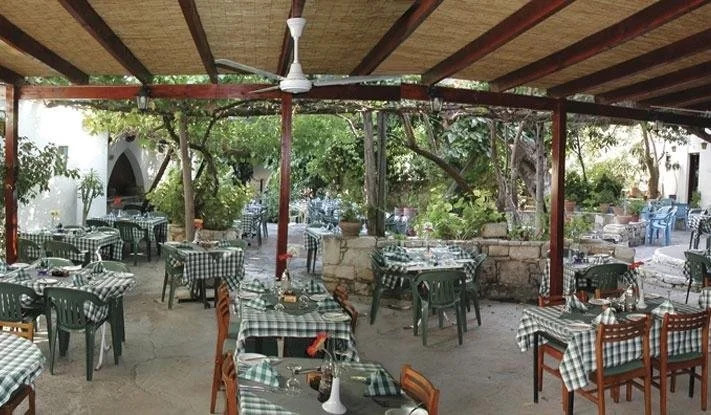 The Bunch Of Grapes Inn