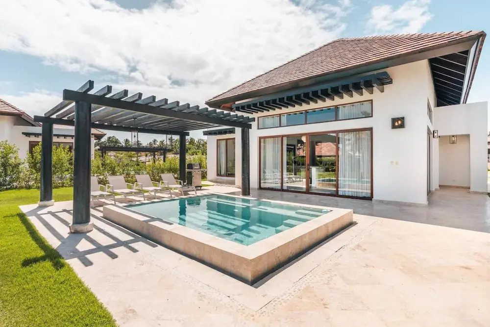 Bungallow w Pool bqq at Green Village BCA