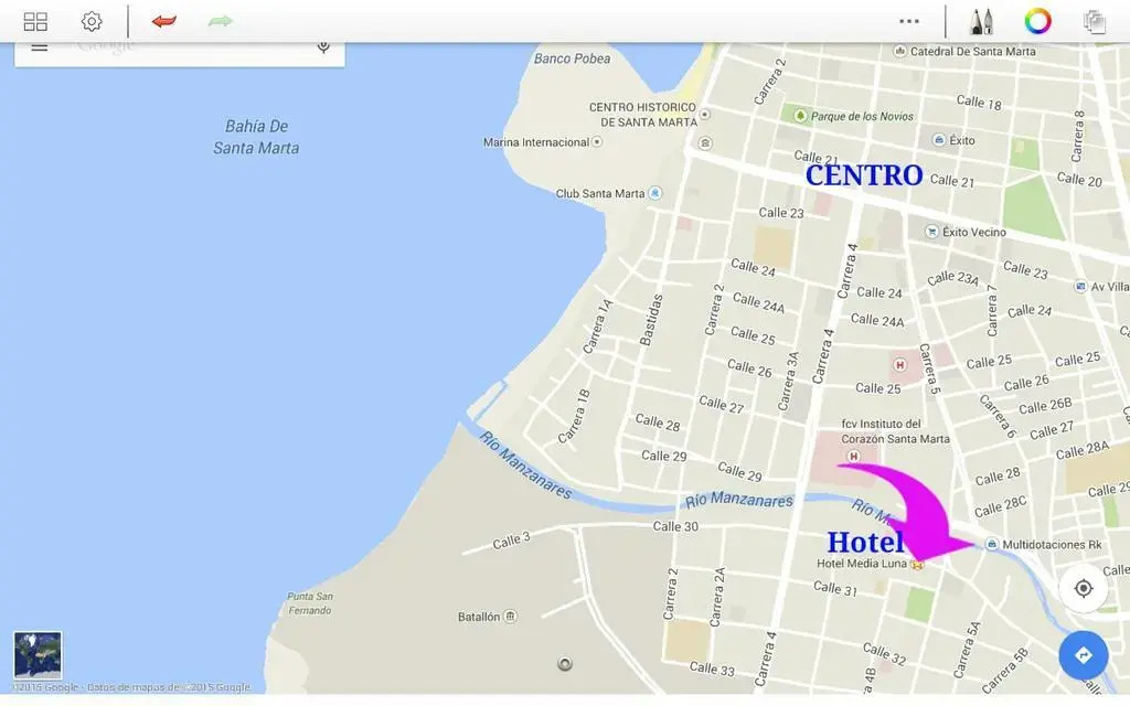 Hotel Media Luna santa marta