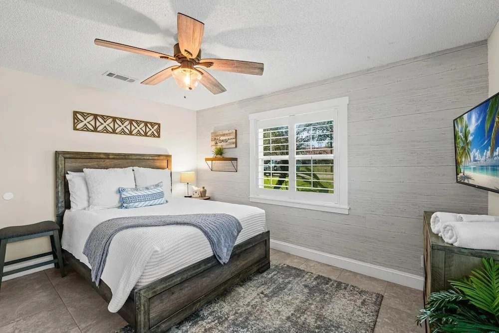 Vilano Beach I Ocean - Private Pool - Fire Pit 3 Bedroom Home