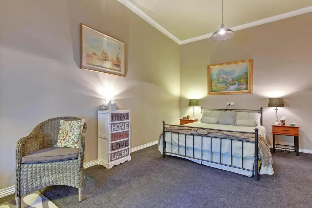 Stony Rise Cottage B&B