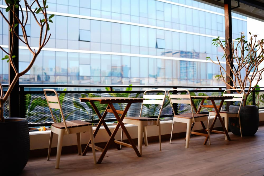 32 Urban by Akoya Hotels - Gachibowli, West Hyderabad