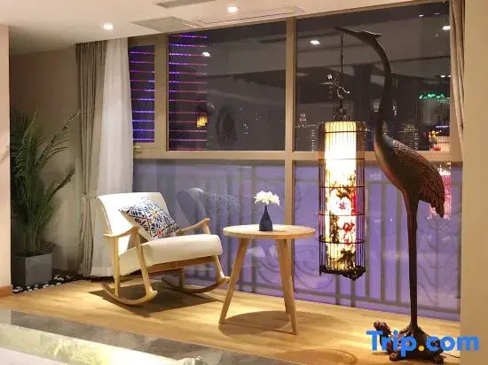 Xiaoyin Jingshe Homestay (Guiyang Huaguoyuan Twin Towers)