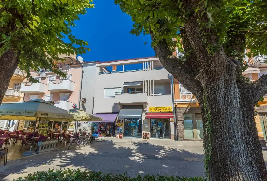 APARTMENT KATNIĆ 1-2-3