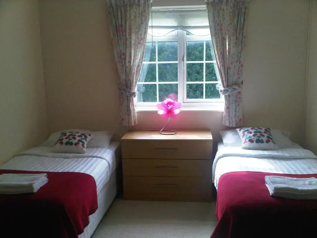 Plumpton House