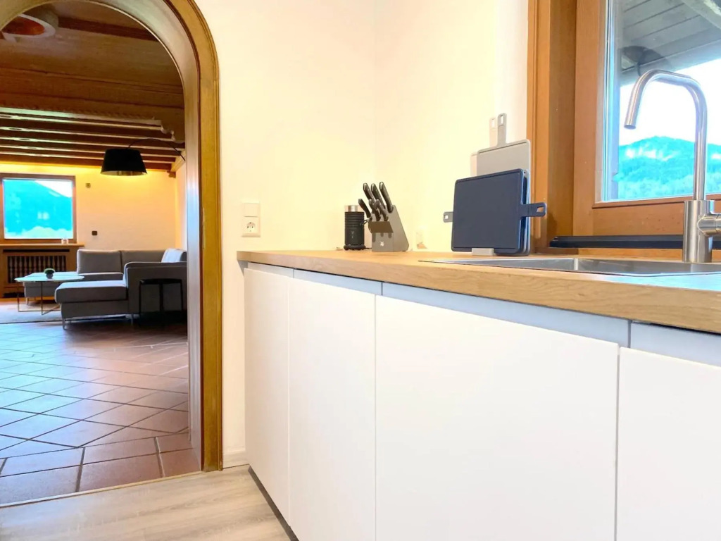 Großzügige Ferienwohnung am Tegernsee mit Südbalkon und Wallbergblick