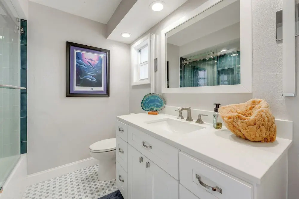 Walkable Waterfront Paradise: Home in Clearwater!