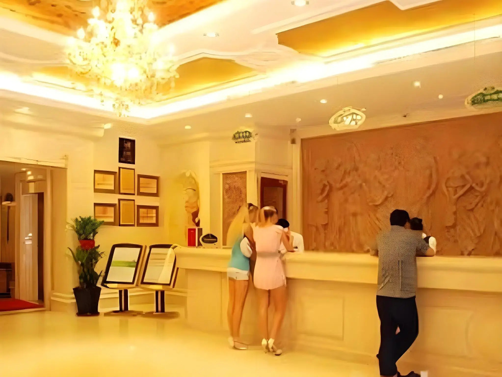 Vienna Hotel Shenzhen Fenghuang Road