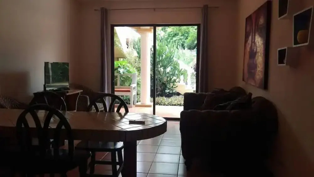 Anona Guesthouse
