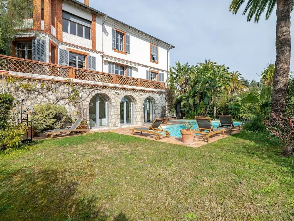 Premium Holiday Home in Cannes la Bocca With Swimming Pool