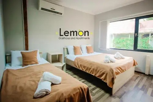 Holiday Home Lemon