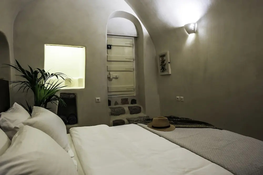 Exi Castle Suites