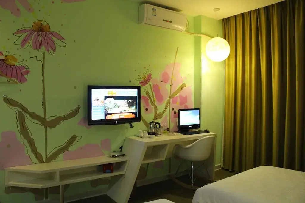 For You Chain Hotel