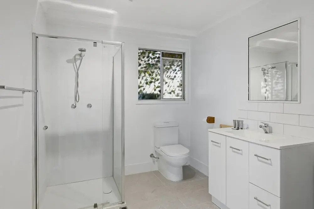 Coastal Escape With Courtyard and Parking